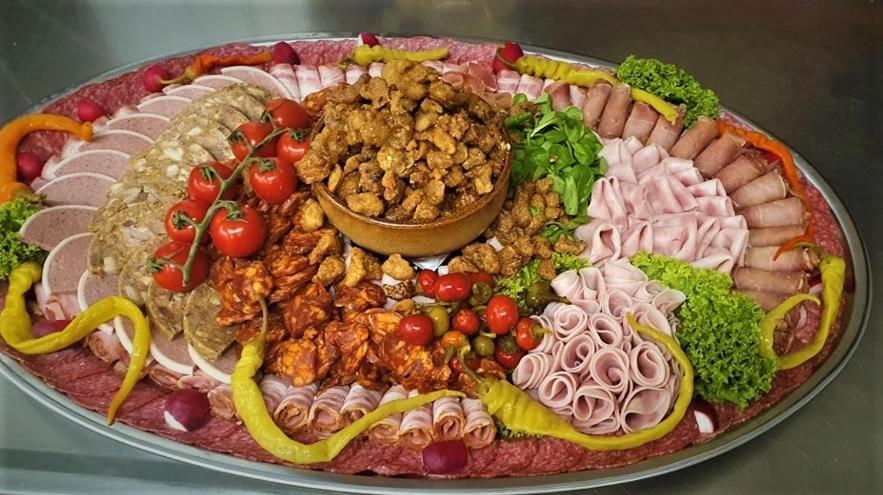 Restauracia Penzion Na Mlyne Стара-Тура Екстер'єр фото